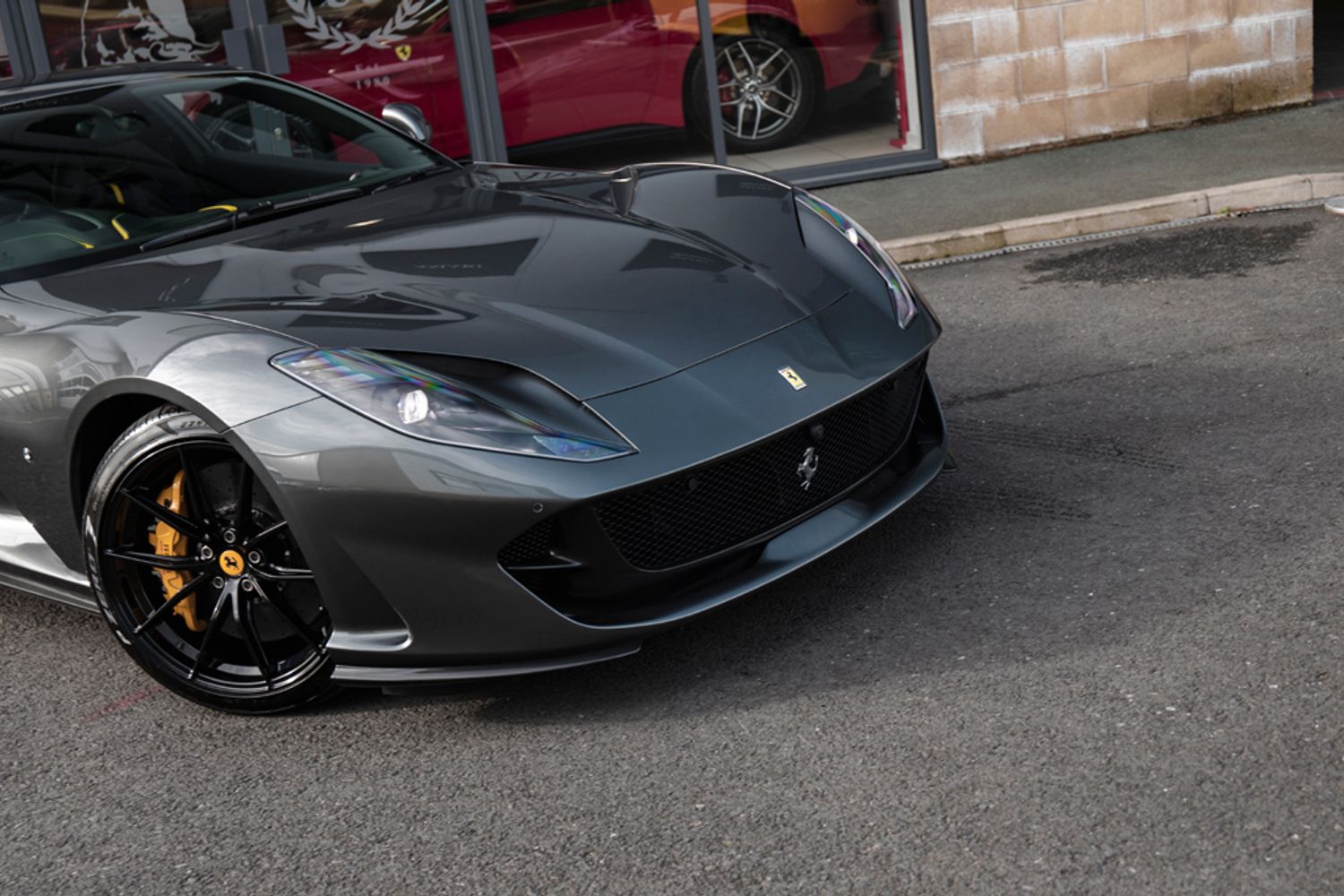 FERRARI 812 SUPERFAST COUPE 6.5 BCE 2DR SEMI AUTOMATIC