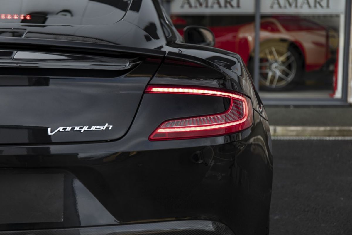 ASTON MARTIN VANQUISH COUPE 5.9 V12 2DR AUTOMATIC