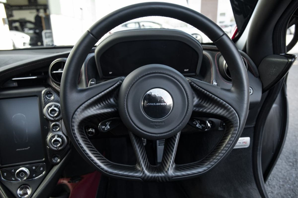 MCLAREN 720S COUPE Performance 4.0 V8 SSG 2DR SEMI AUTOMATIC