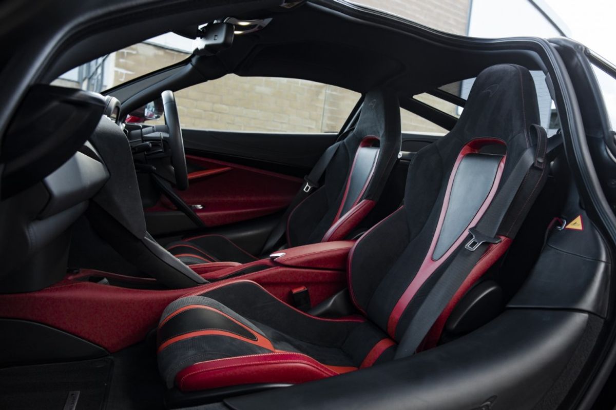 MCLAREN 720S COUPE Performance 4.0 V8 SSG 2DR SEMI AUTOMATIC