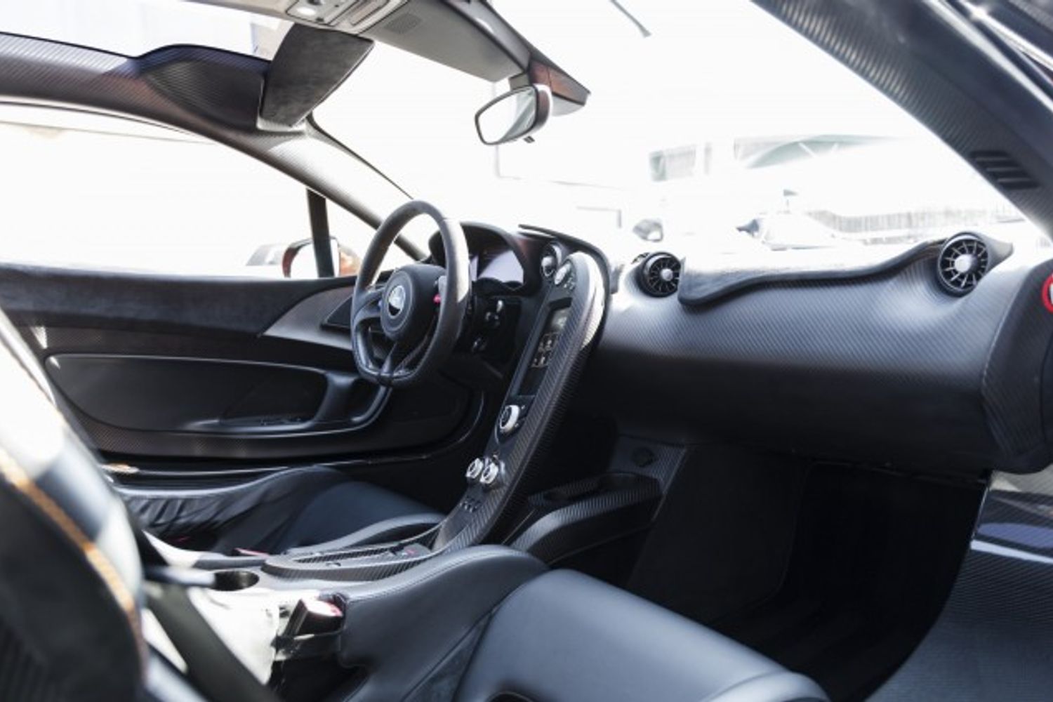 MCLAREN P1 PETROL/ELECTRIC COUPE 3.8 P1 AUTO 2DR