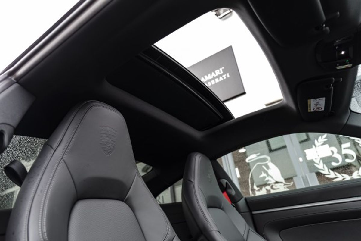 PORSCHE 911 Coupe 992 3.0 Carrera 4S PDK