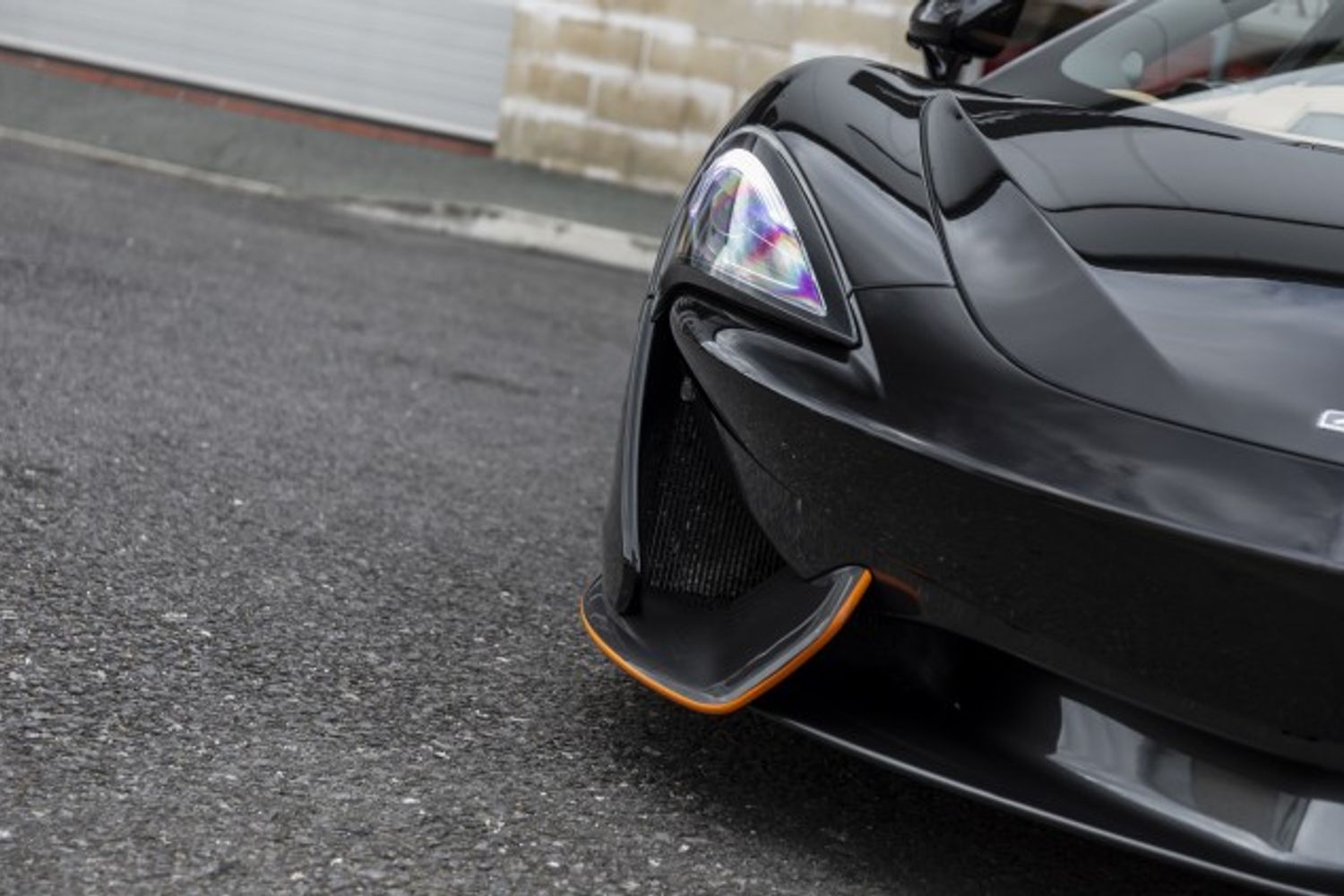 MCLAREN 570S COUPE 3.8 V8 2DR SEMI AUTOMATIC