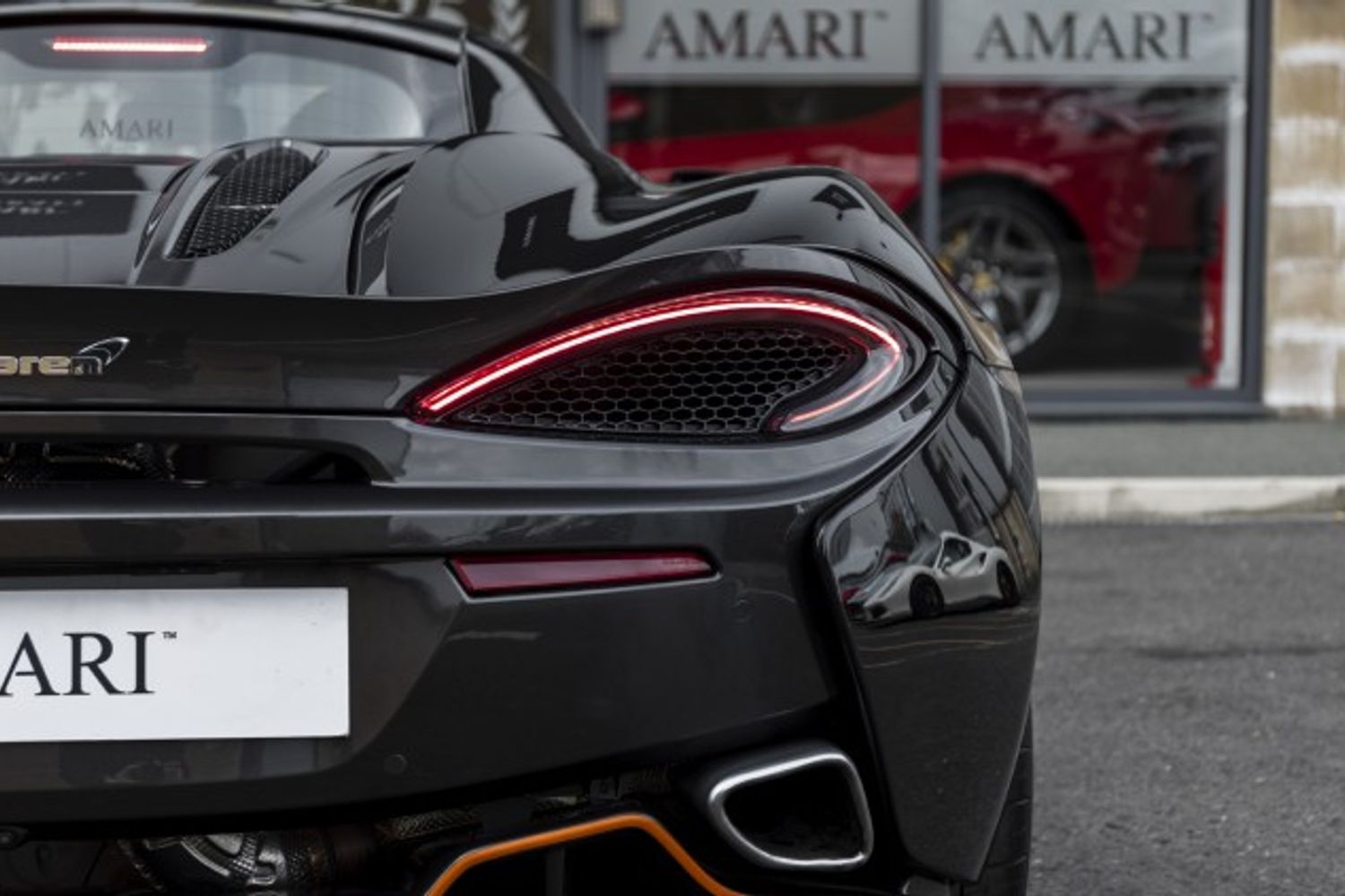 MCLAREN 570S COUPE 3.8 V8 2DR SEMI AUTOMATIC