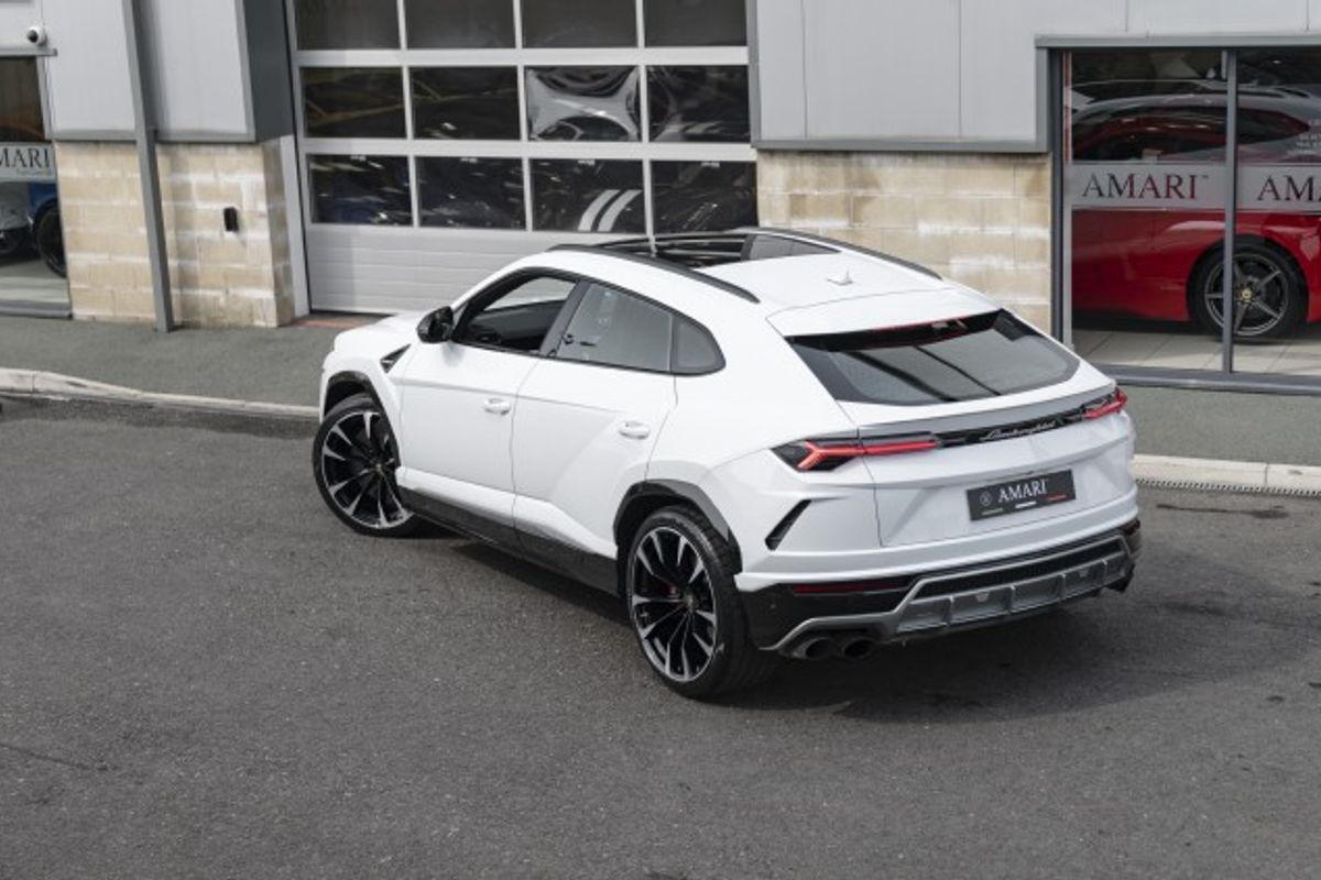 LAMBORGHINI URUS ESTATE 4.0 V8 5DR AUTOMATIC