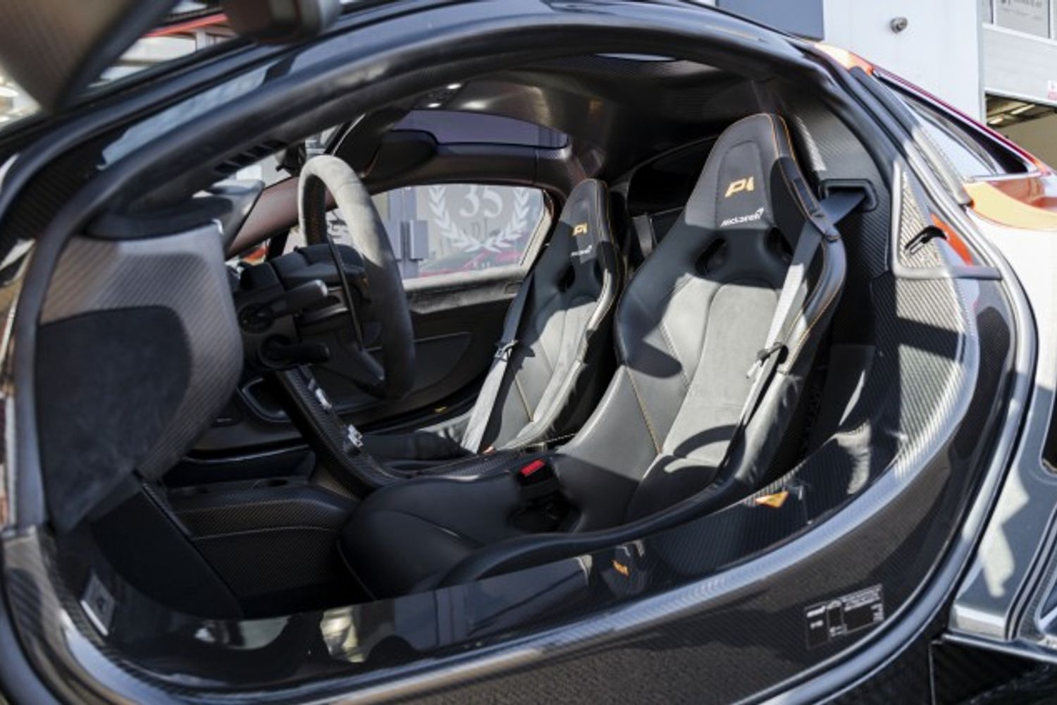 MCLAREN P1 PETROL/ELECTRIC COUPE 3.8 P1 AUTO 2DR