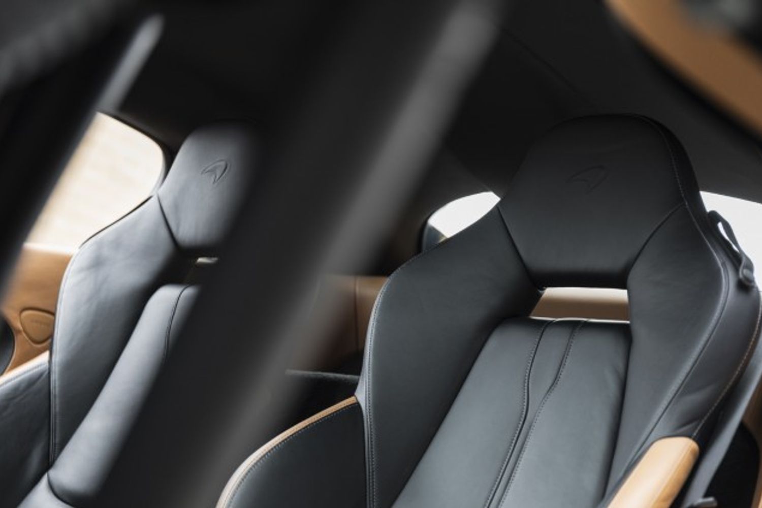 MCLAREN 570S COUPE 3.8 V8 2DR SEMI AUTOMATIC