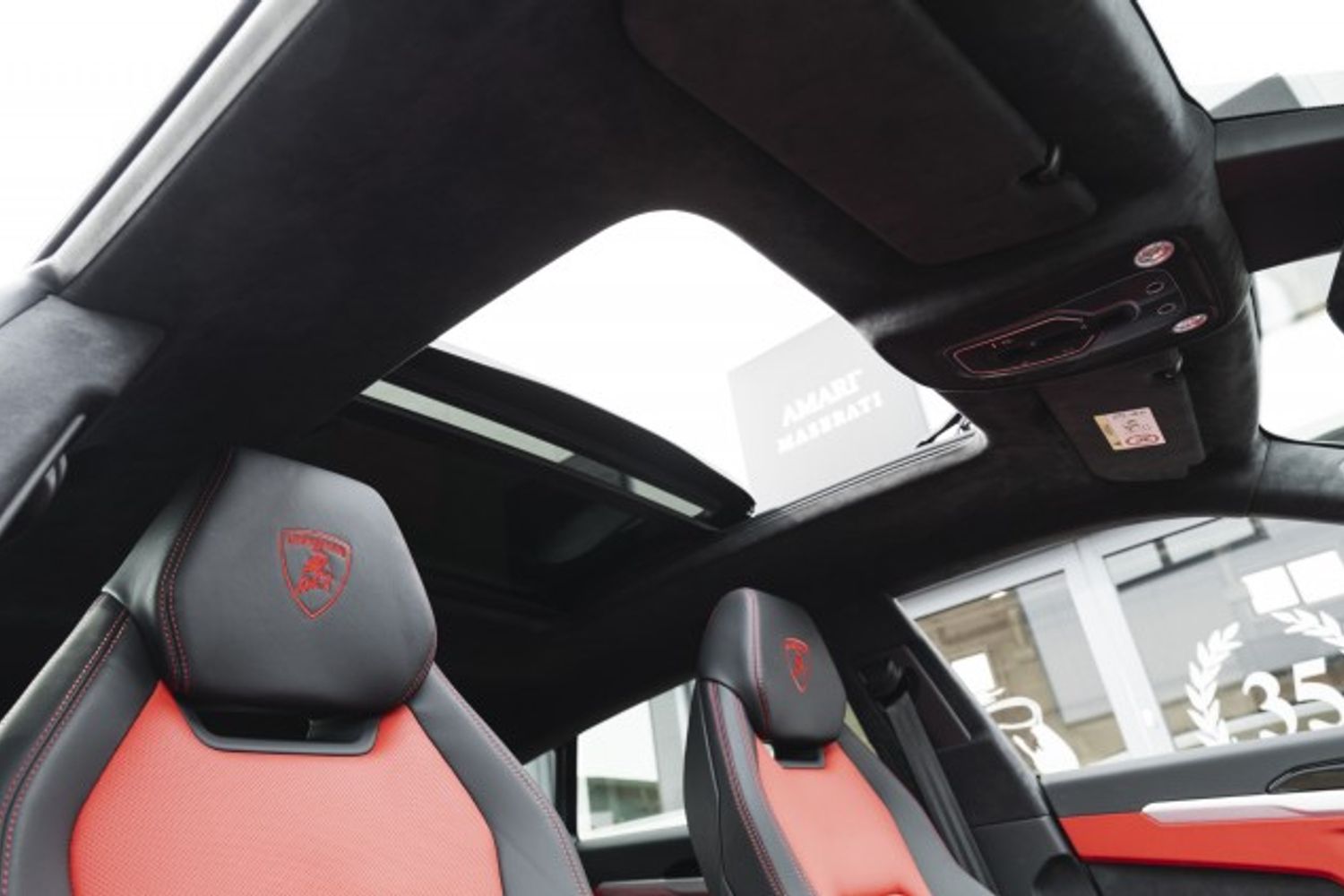 LAMBORGHINI URUS ESTATE 4.0 V8 5DR AUTOMATIC