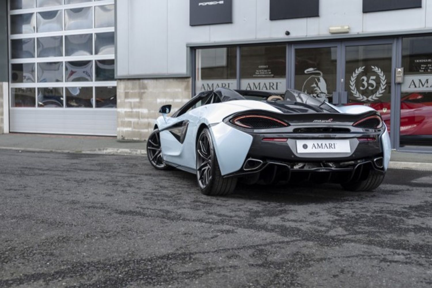 MCLAREN 570S CONVERTIBLE 3.8 V8 SSG 2DR SEMI AUTOMATIC