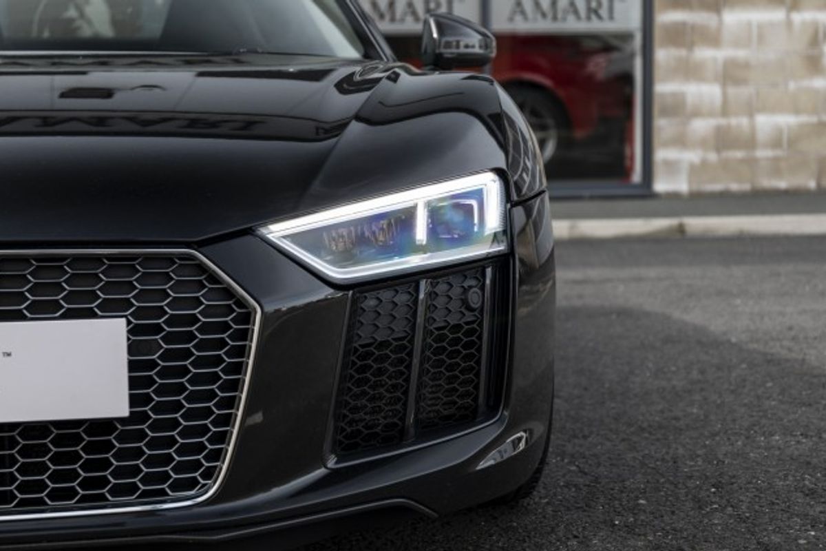 AUDI R8 COUPE 5.2 V10 PLUS QUATTRO 2DR SEMI AUTOMATIC