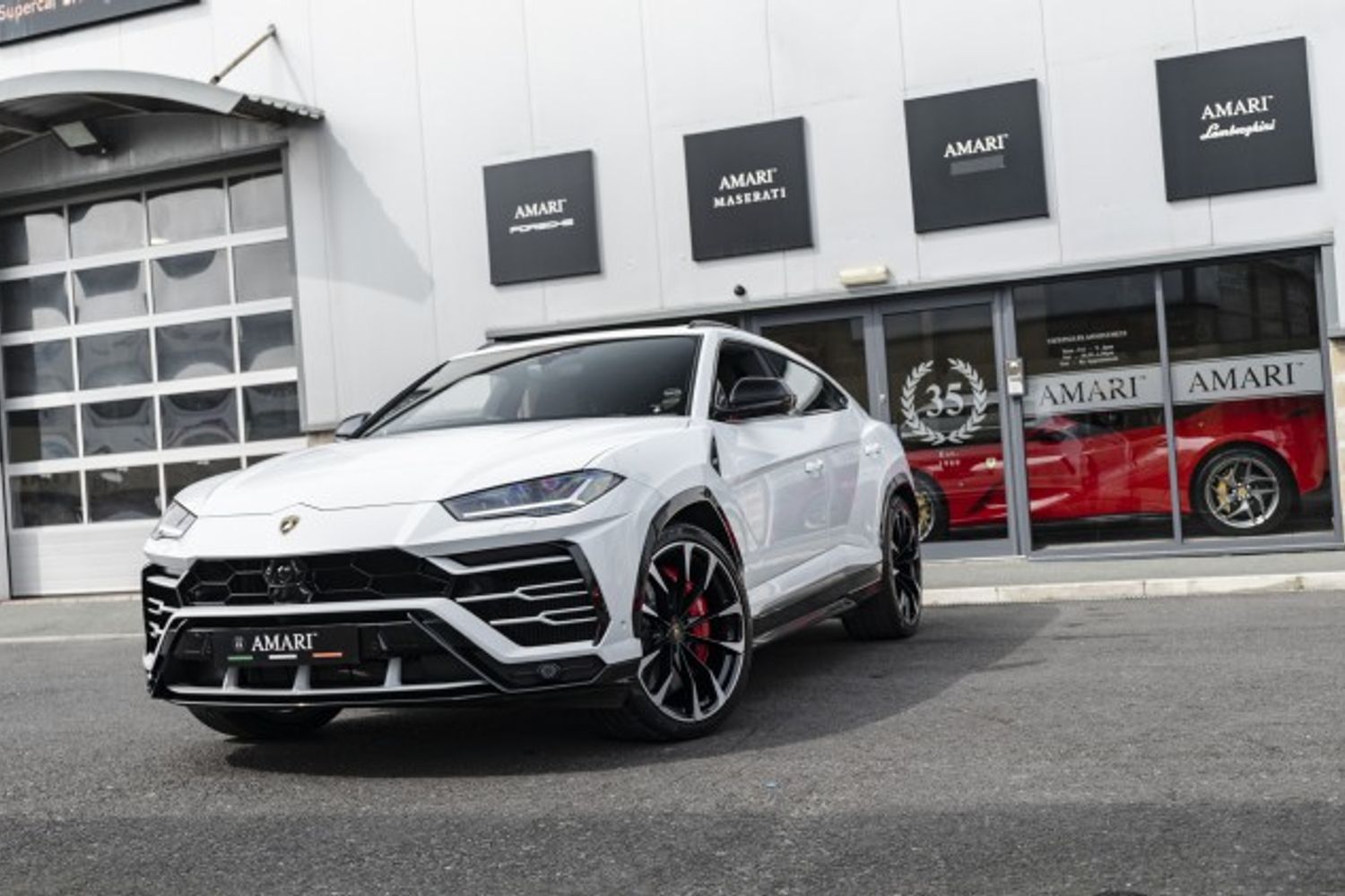 LAMBORGHINI URUS ESTATE 4.0 V8 5DR AUTOMATIC