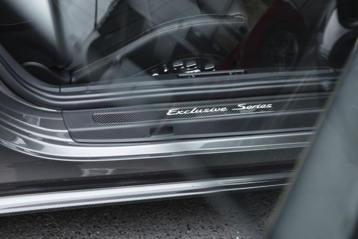 PORSCHE 911 COUPE 3.8 TURBO S EXCLUSIVE SERIES 2DR SEMI AUTOMATIC