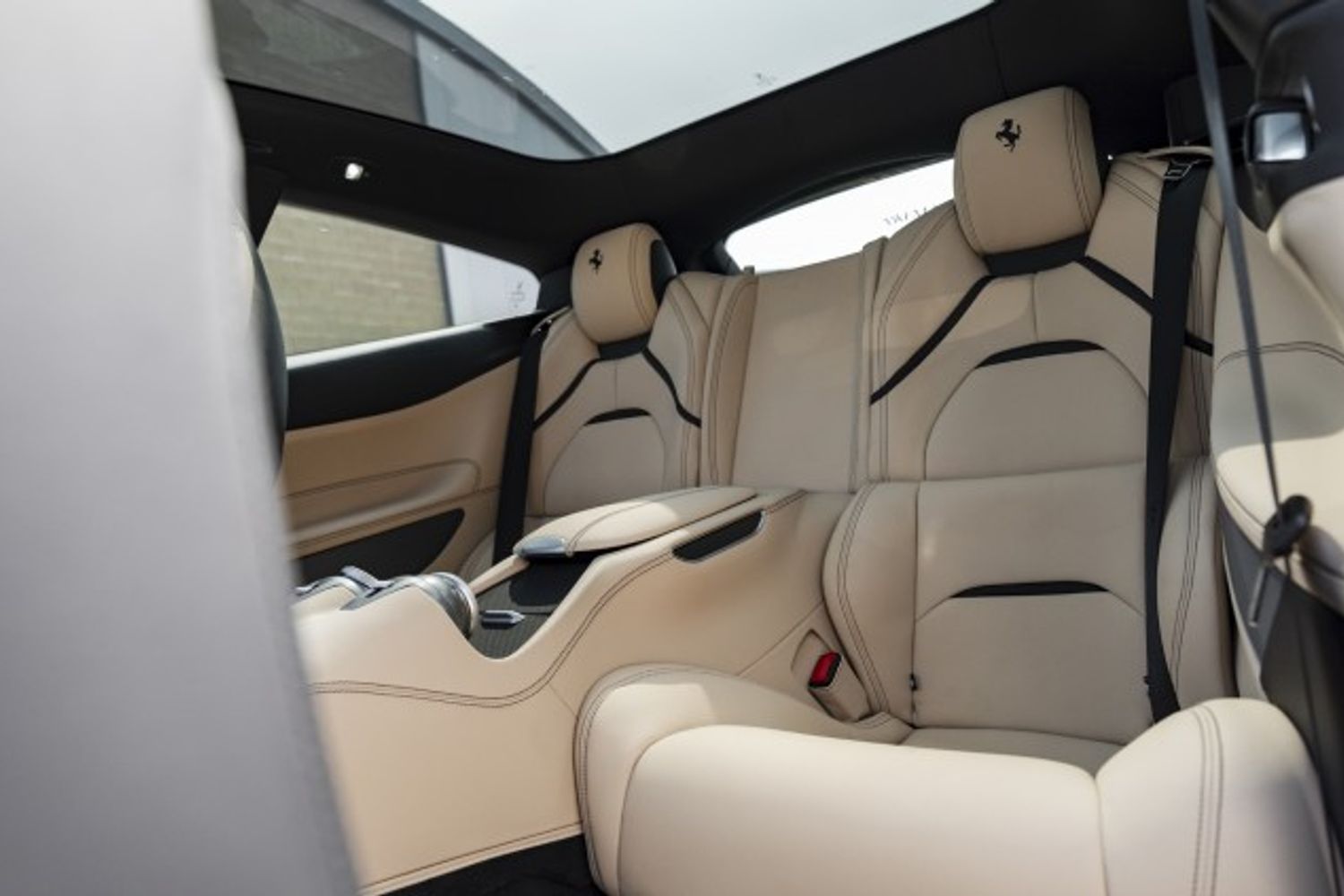 FERRARI GTC4 LUSSO T HATCHBACK 3.9 V8 3DR