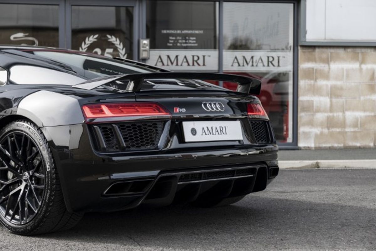 AUDI R8 COUPE 5.2 V10 PLUS QUATTRO 2DR SEMI AUTOMATIC