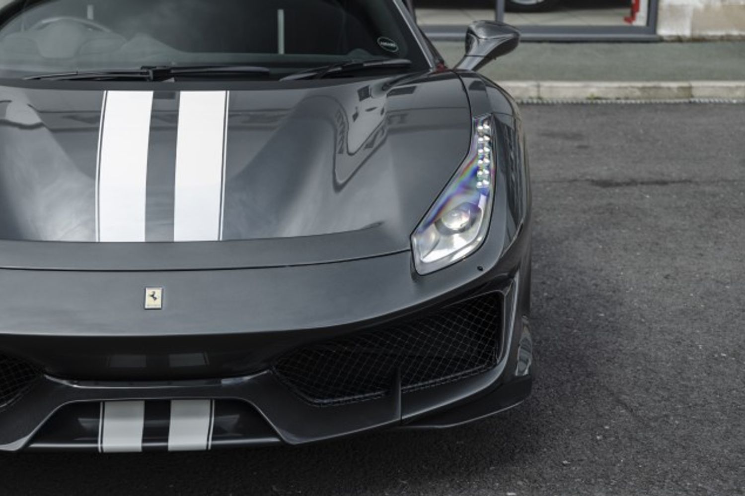FERRARI 488 PISTA COUPE 3.9 VS 2DR SEMI AUTOMATIC