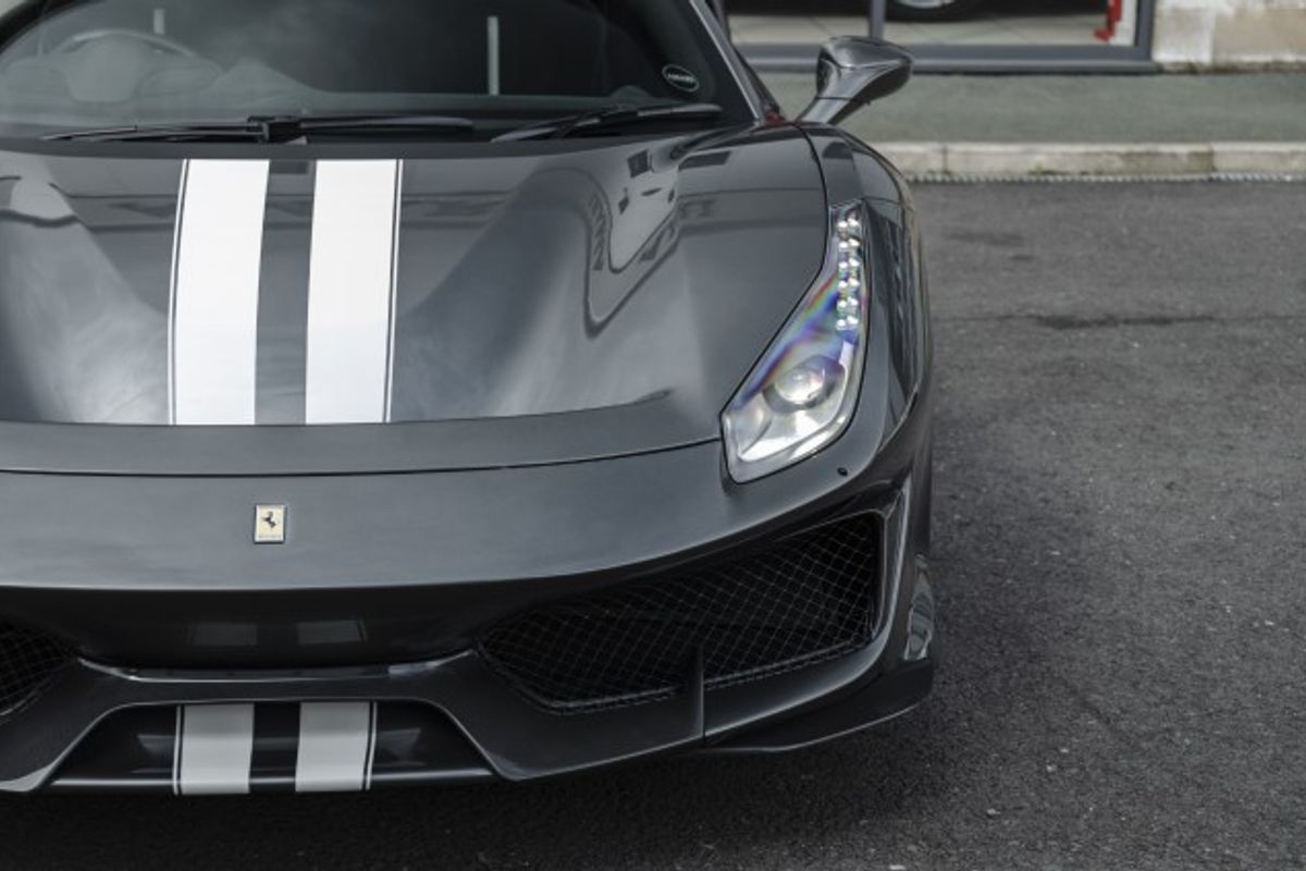 FERRARI 488 PISTA COUPE 3.9 VS 2DR SEMI AUTOMATIC