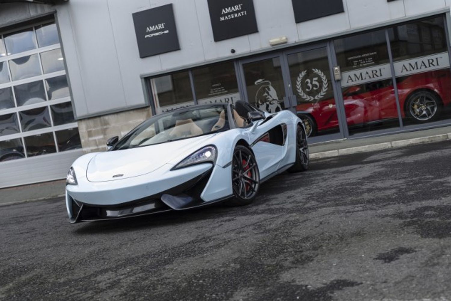 MCLAREN 570S CONVERTIBLE 3.8 V8 SSG 2DR SEMI AUTOMATIC