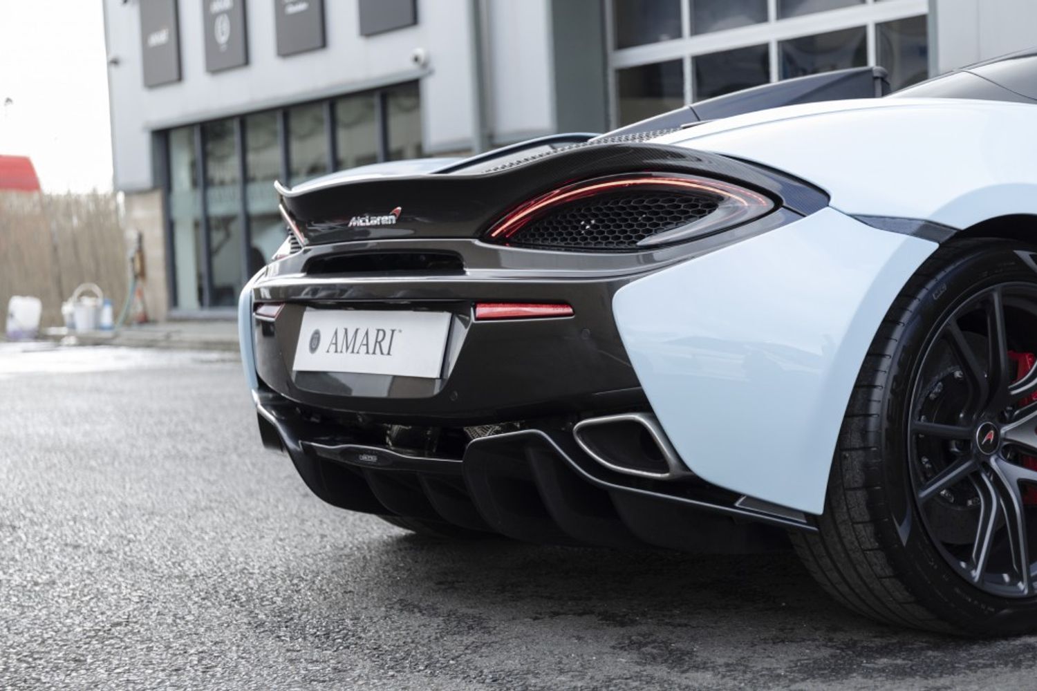 MCLAREN 570S CONVERTIBLE 3.8 V8 SSG 2DR SEMI AUTOMATIC