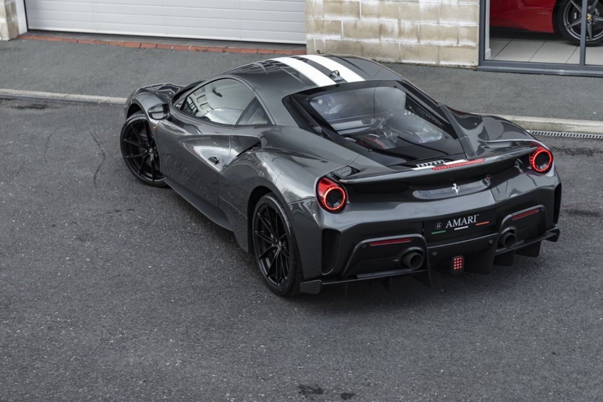 FERRARI 488 PISTA COUPE 3.9 VS 2DR SEMI AUTOMATIC