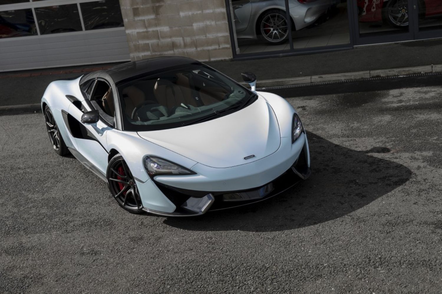 MCLAREN 570S CONVERTIBLE 3.8 V8 SSG 2DR SEMI AUTOMATIC