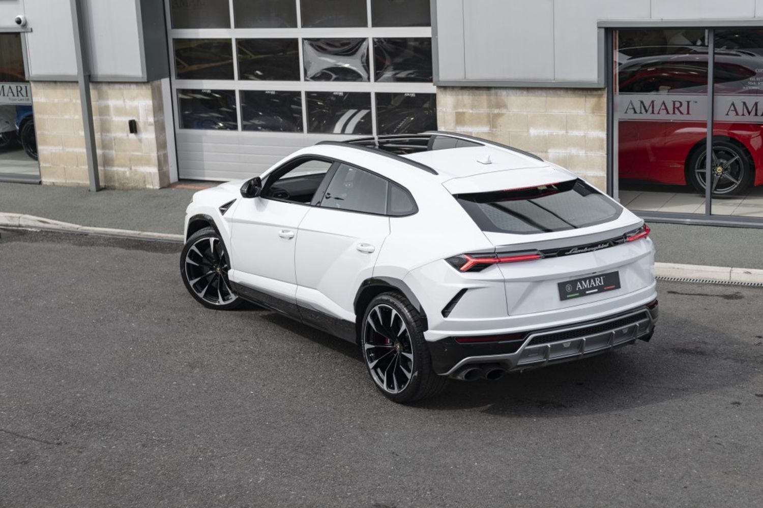 LAMBORGHINI URUS ESTATE 4.0 V8 5DR AUTOMATIC