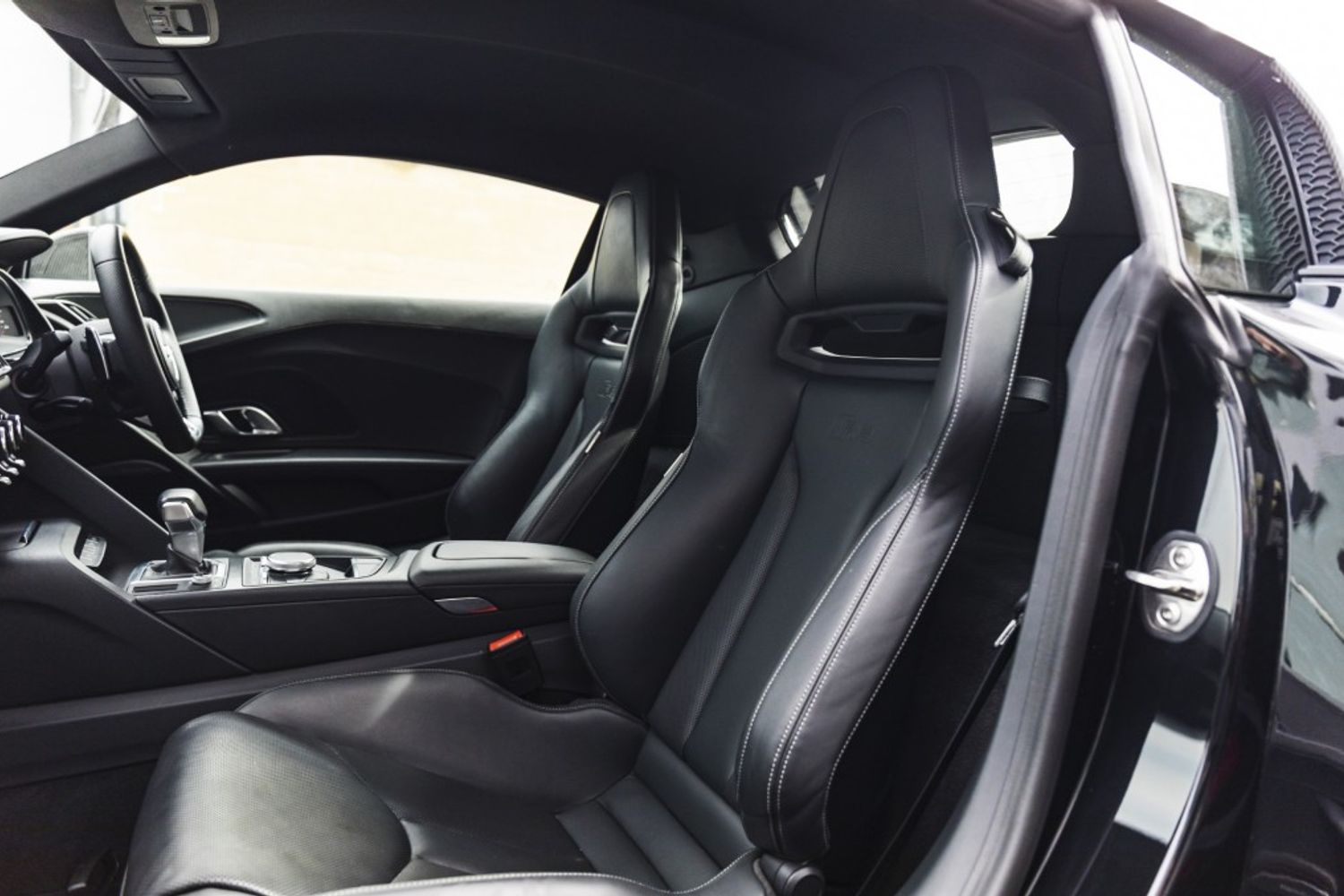 AUDI R8 COUPE 5.2 V10 PLUS QUATTRO 2DR SEMI AUTOMATIC