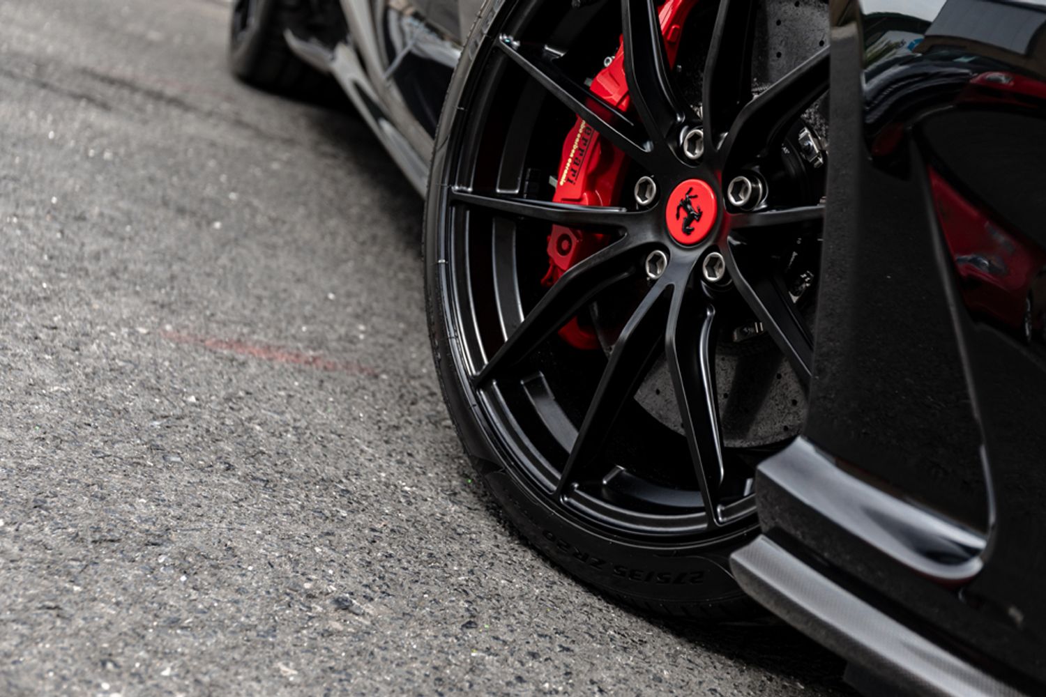FERRARI 812 SUPERFAST COUPE 6.5 BCE 2DR SEMI AUTOMATIC