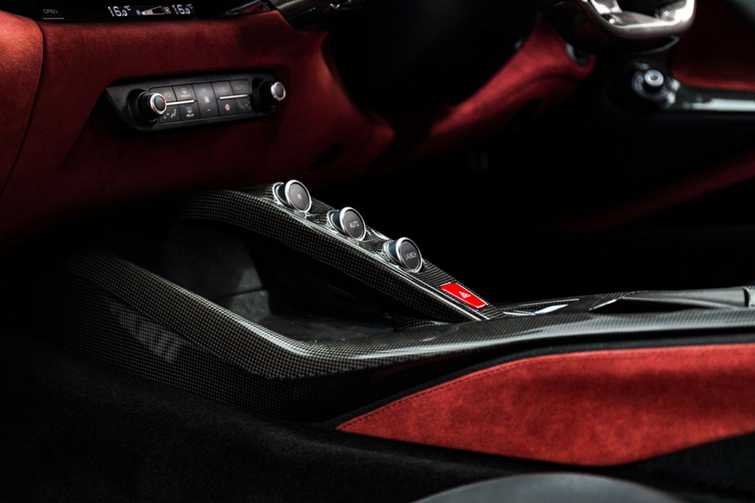 FERRARI 812 SUPERFAST COUPE 6.5 BCE 2DR SEMI AUTOMATIC