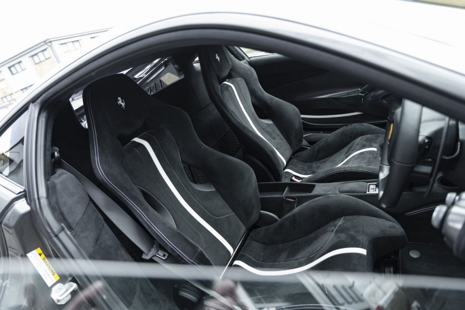 FERRARI 488 PISTA COUPE 3.9 VS 2DR SEMI AUTOMATIC