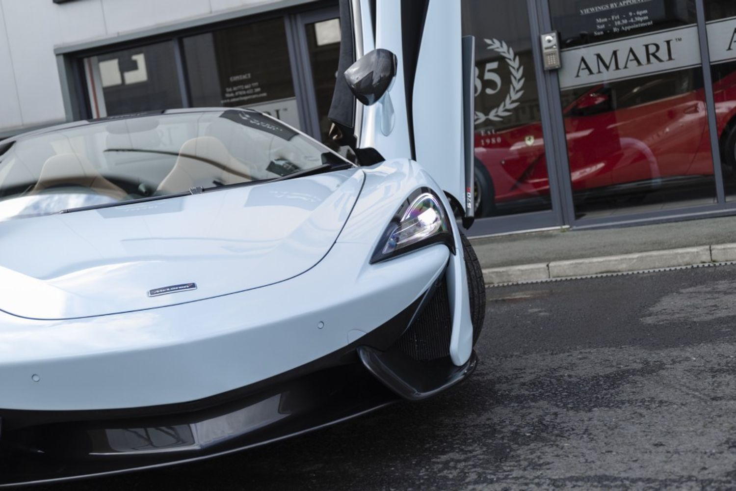 MCLAREN 570S CONVERTIBLE 3.8 V8 SSG 2DR SEMI AUTOMATIC