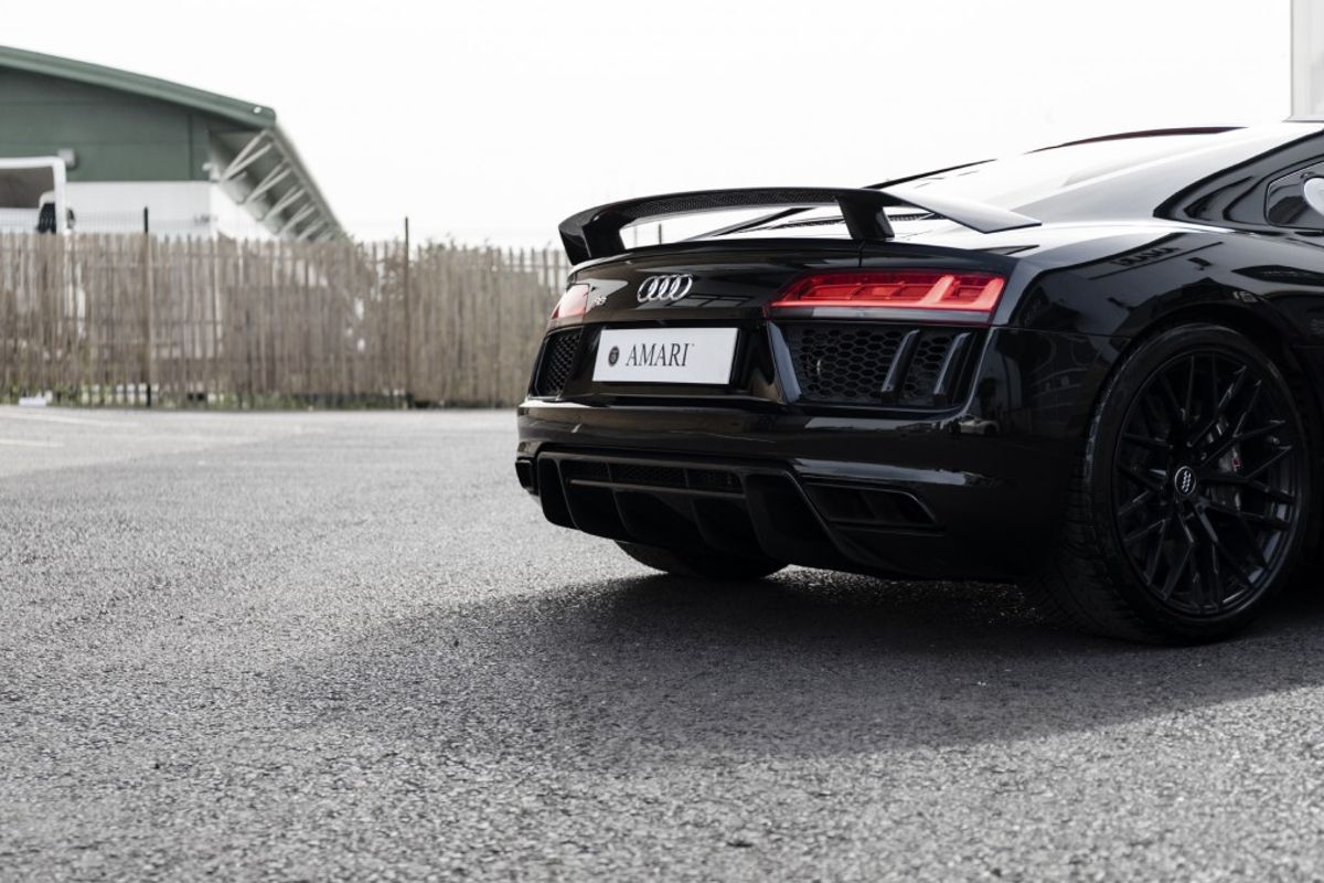 AUDI R8 COUPE 5.2 V10 PLUS QUATTRO 2DR SEMI AUTOMATIC