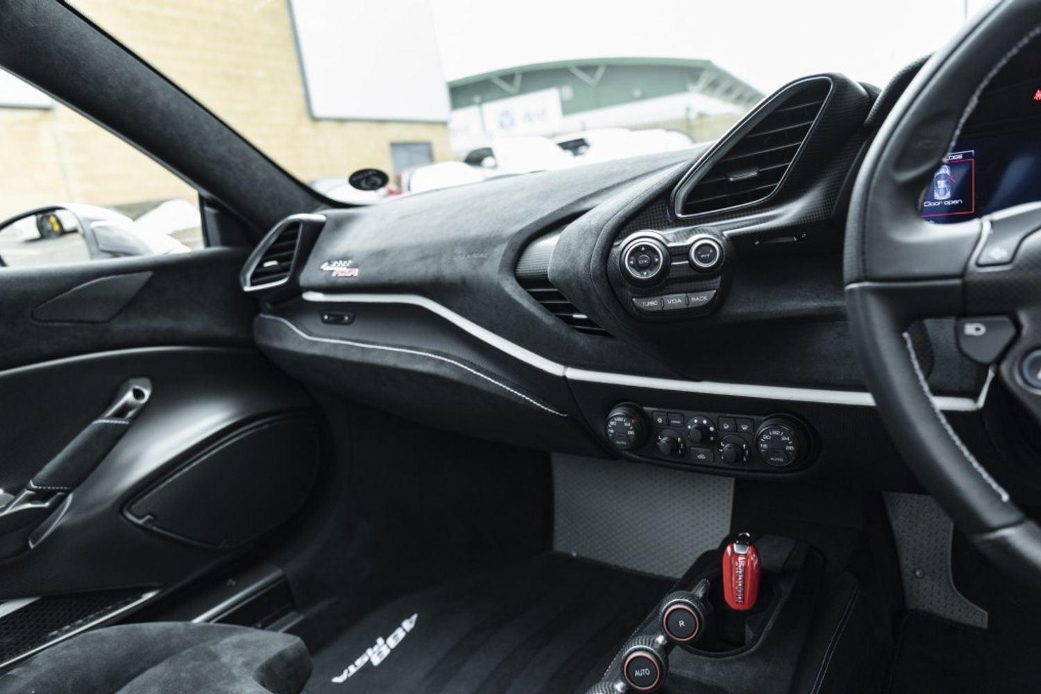 FERRARI 488 PISTA COUPE 3.9 VS 2DR SEMI AUTOMATIC