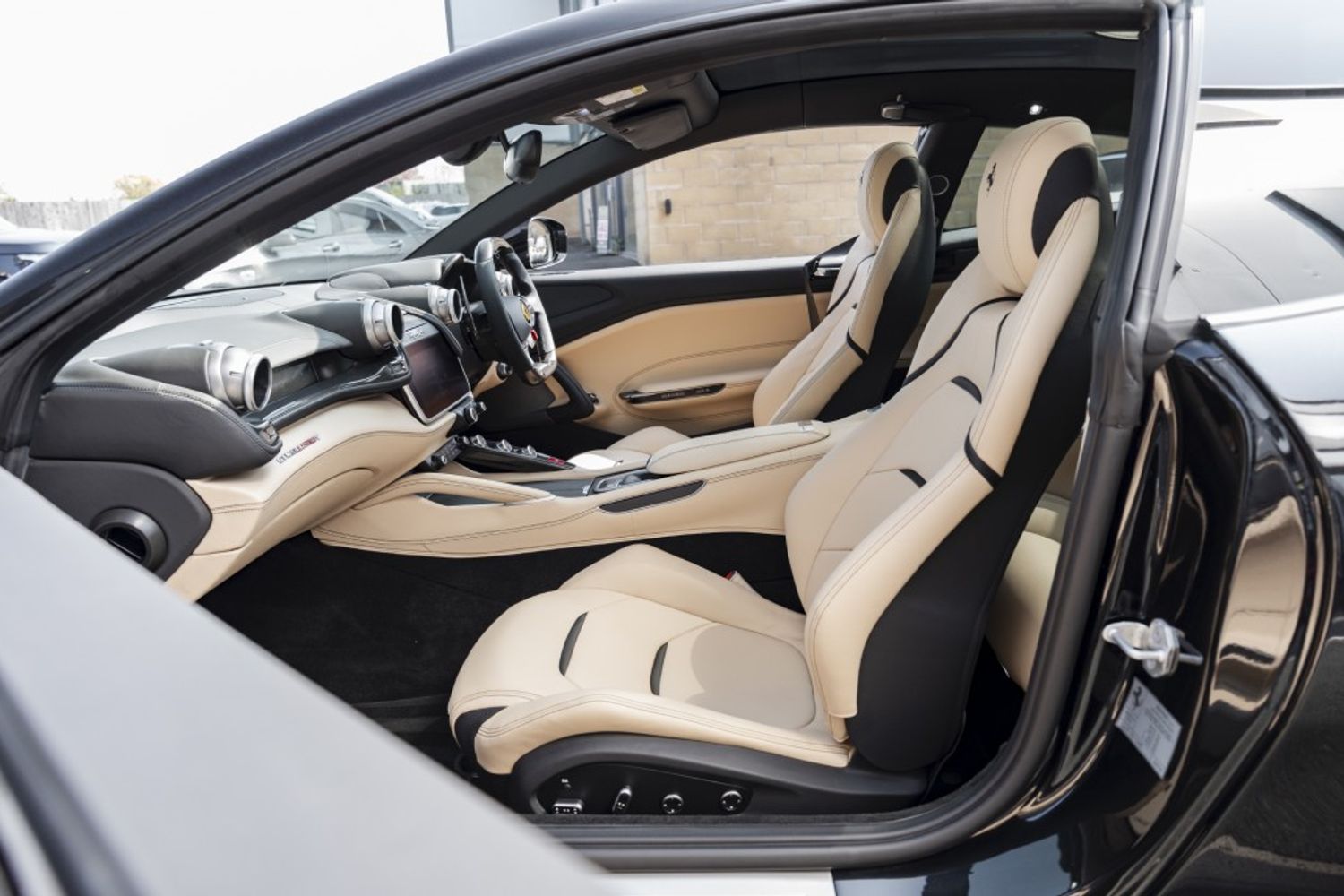 FERRARI GTC4 LUSSO T HATCHBACK 3.9 V8 3DR