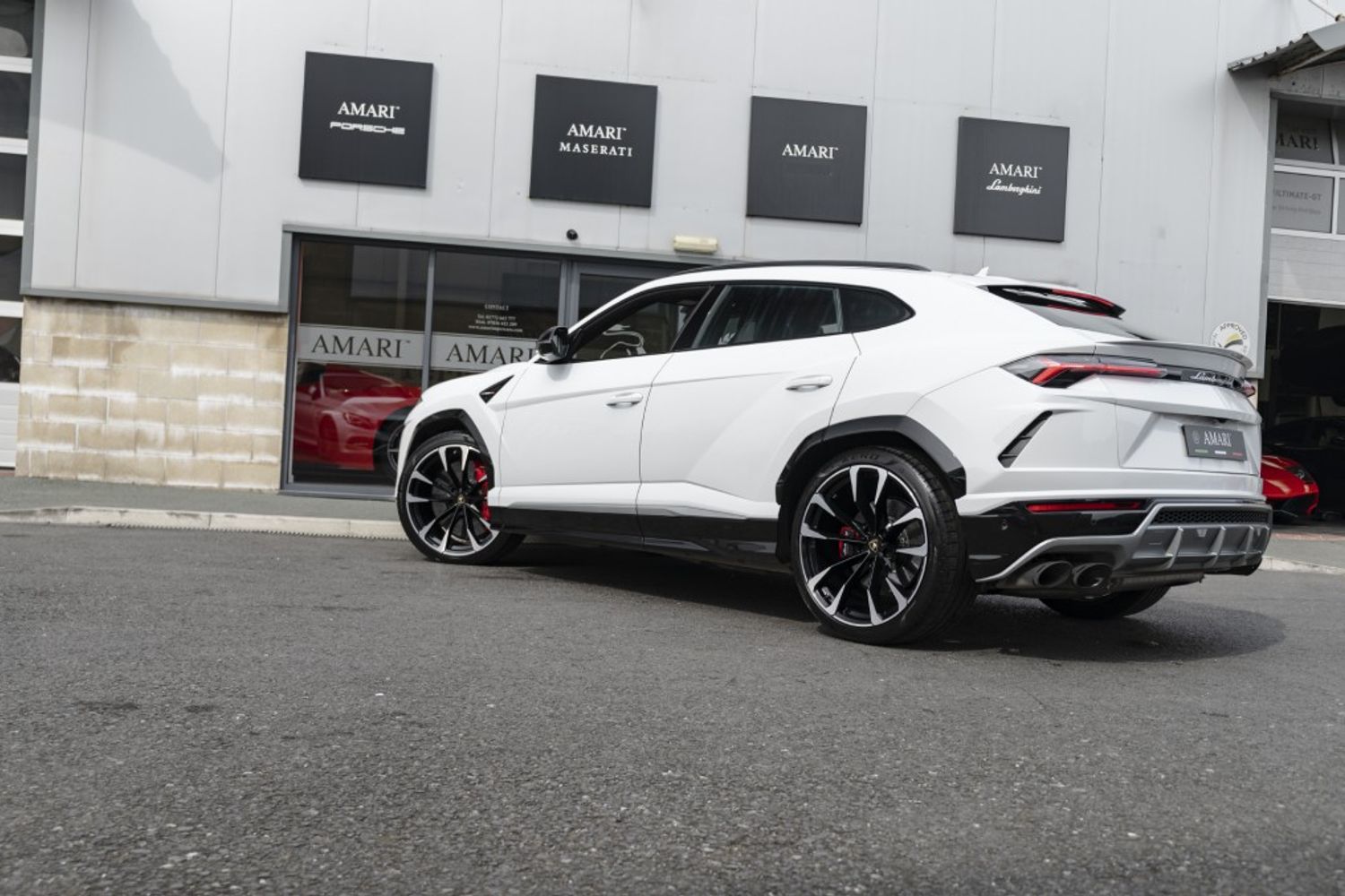 LAMBORGHINI URUS ESTATE 4.0 V8 5DR AUTOMATIC