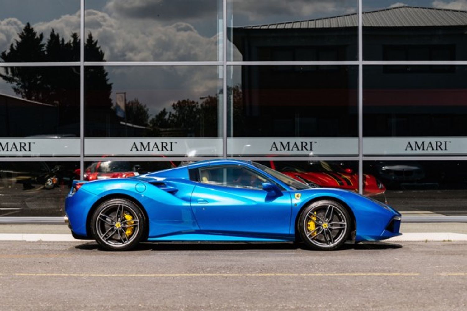 FERRARI 488 CONVERTIBLE 3.9 SPIDER 2DR SEMI AUTOMATIC