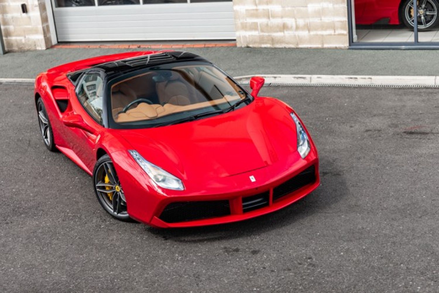 FERRARI 488 CONVERTIBLE 3.9 SPIDER 2DR SEMI AUTOMATIC