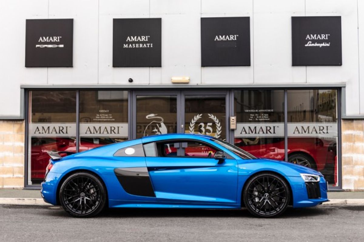 AUDI R8 COUPE 5.2 V10 PLUS QUATTRO 2DR SEMI AUTOMATIC