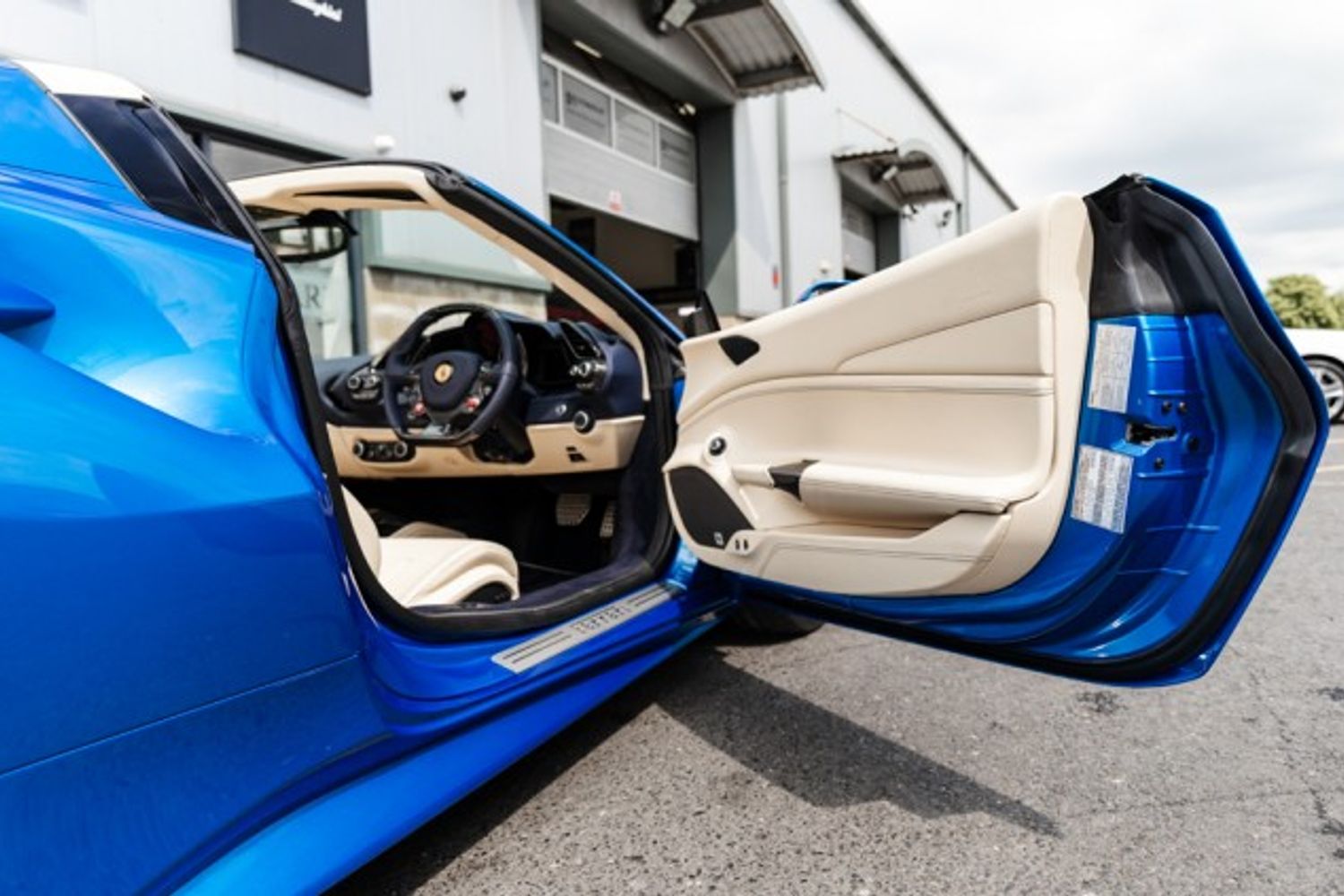 FERRARI 488 CONVERTIBLE 3.9 SPIDER 2DR SEMI AUTOMATIC