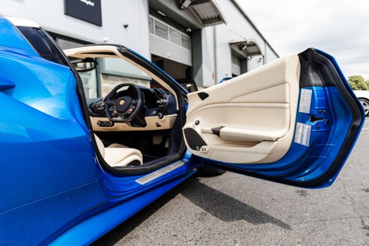 FERRARI 488 CONVERTIBLE 3.9 SPIDER 2DR SEMI AUTOMATIC