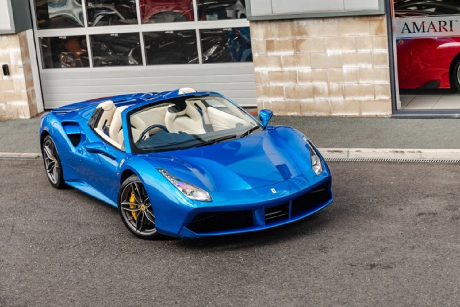 FERRARI 488 CONVERTIBLE 3.9 SPIDER 2DR SEMI AUTOMATIC