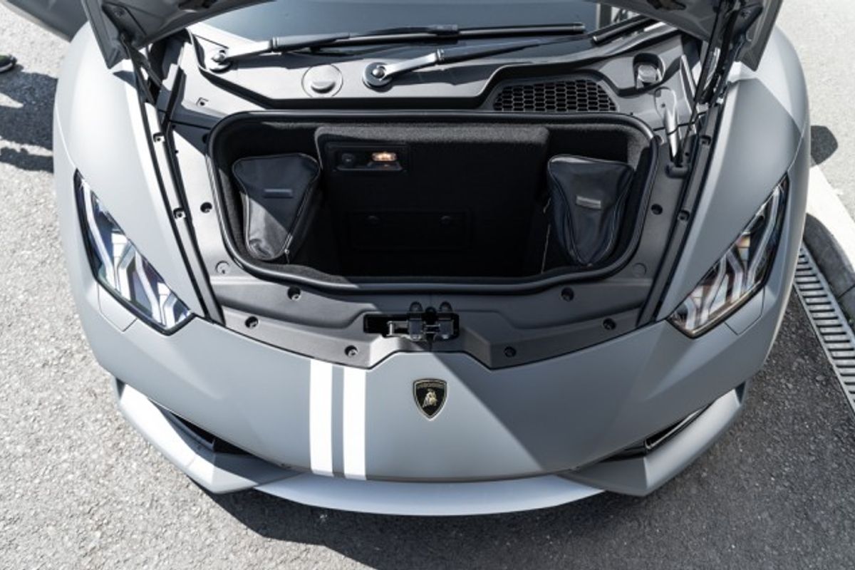 LAMBORGHINI HURACAN COUPE 5.2 V10 LP 610-4 AVIO 2DR SEMI AUTOMATIC