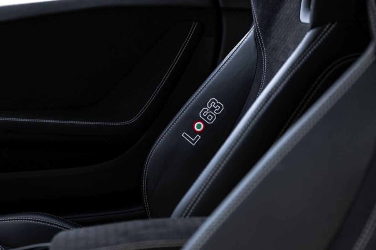 LAMBORGHINI HURACAN COUPE 5.2 V10 LP 610-4 AVIO 2DR SEMI AUTOMATIC