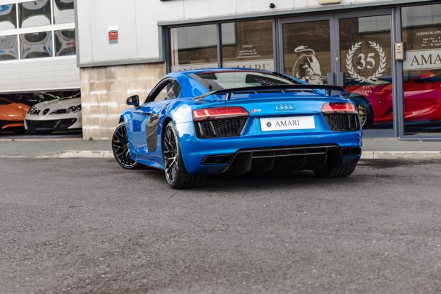 AUDI R8 COUPE 5.2 V10 PLUS QUATTRO 2DR SEMI AUTOMATIC