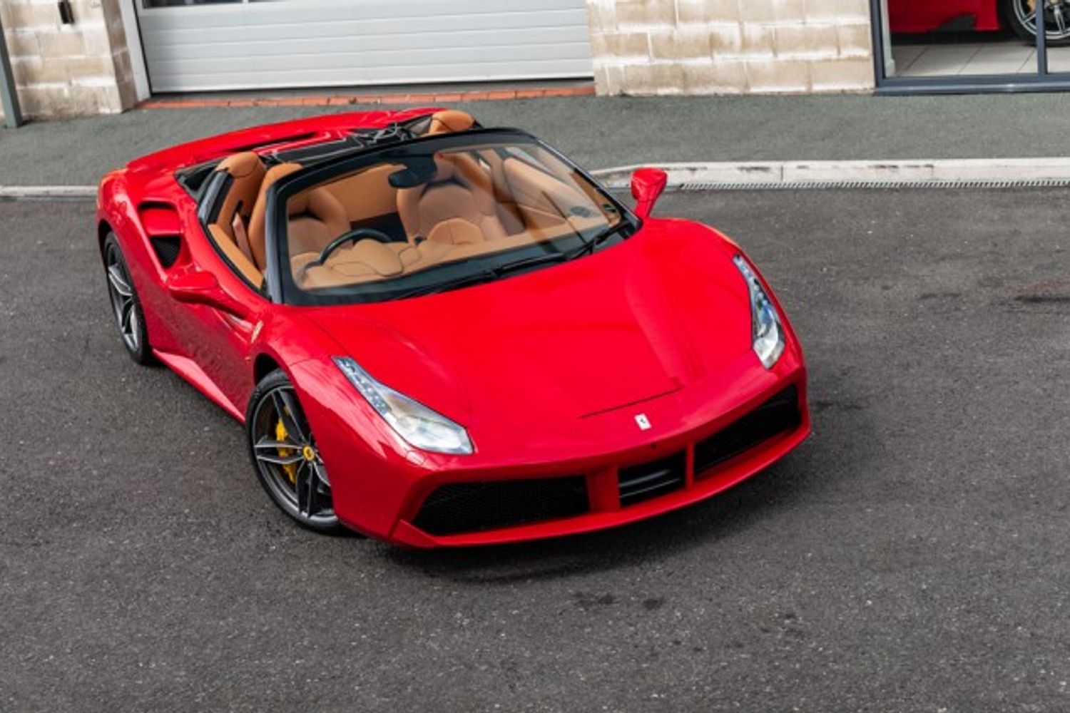 FERRARI 488 CONVERTIBLE 3.9 SPIDER 2DR SEMI AUTOMATIC