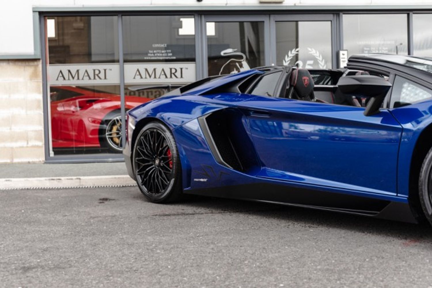LAMBORGHINI AVENTADOR CONVERTIBLE 6.5 LP 750-4 SUPERVELOCE ROADSTER 2DR SEMI AUTOMATIC