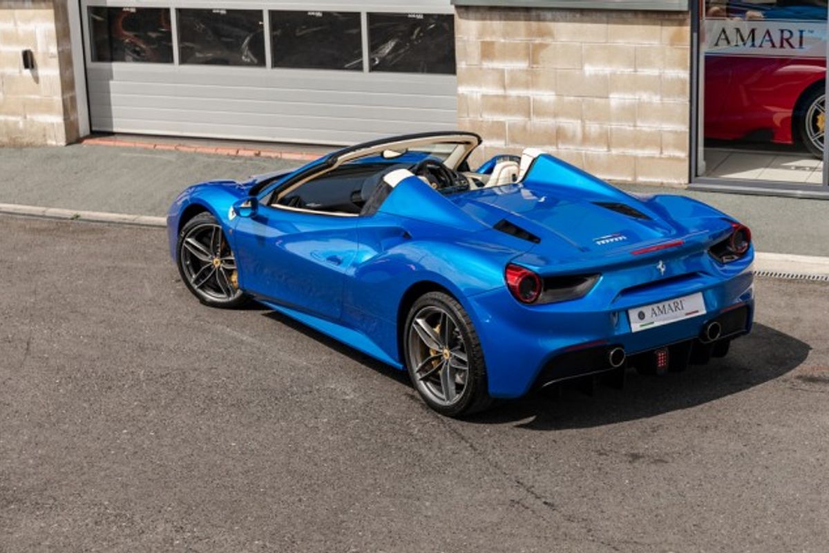 FERRARI 488 CONVERTIBLE 3.9 SPIDER 2DR SEMI AUTOMATIC