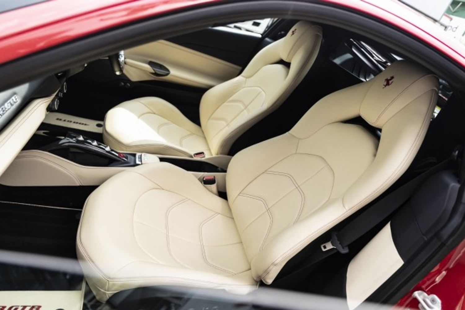 FERRARI 488 COUPE 3.9 GTB 2DR SEMI AUTOMATIC
