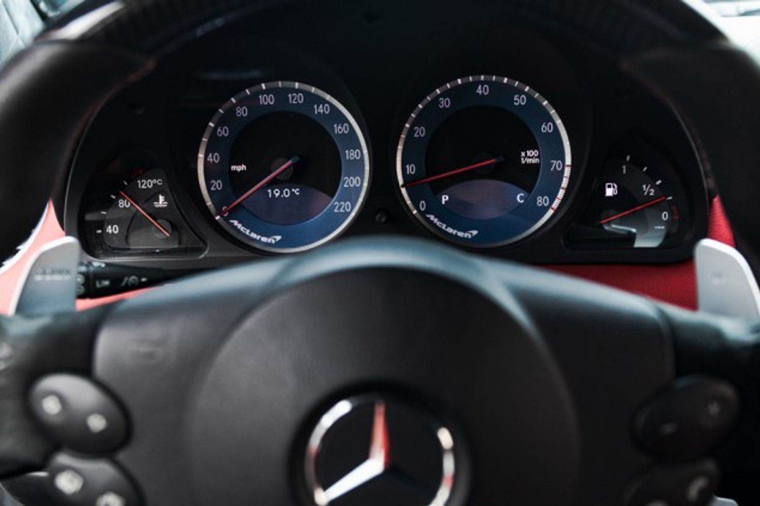 MERCEDES-BENZ SLR COUPE 5.4 MCLAREN 2DR AUTOMATIC
