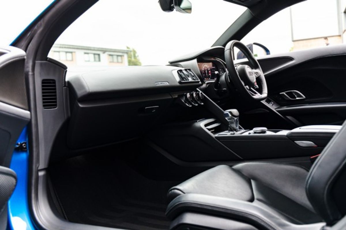 AUDI R8 COUPE 5.2 V10 PLUS QUATTRO 2DR SEMI AUTOMATIC