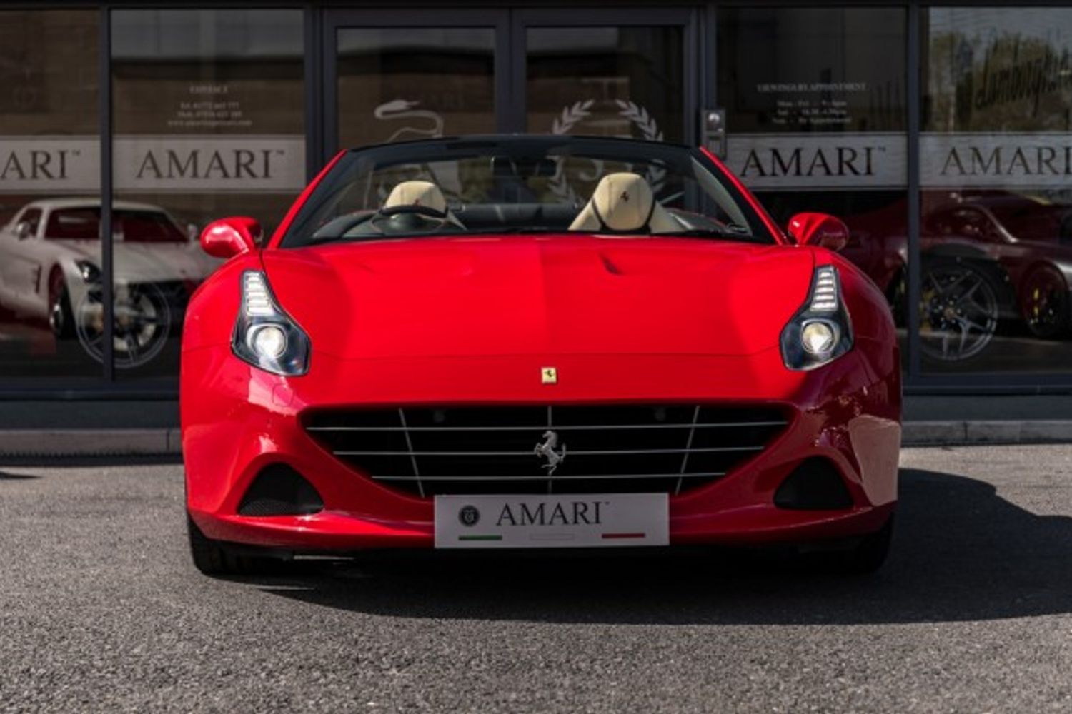 FERRARI CALIFORNIA CONVERTIBLE 3.9 DD 2DR SEMI AUTOMATIC